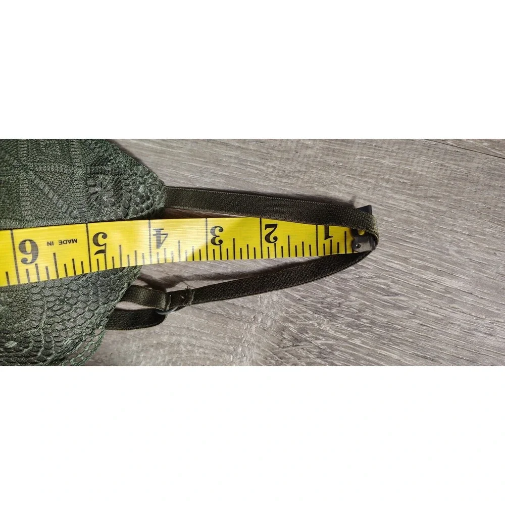 Candies‎ Green Lace Bra 34B Wireless Padded Adjustable Strap
